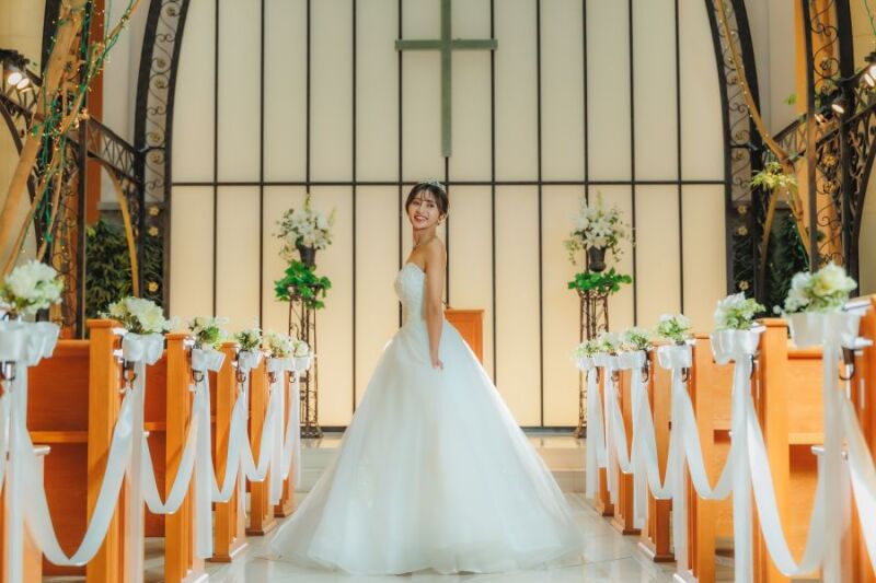 【さくら直前キャンペーン♪ 3/24迄の平日】洋装&和装 チャペル&日本庭園 撮影データ210カット最短3~5営業日後お渡しOK