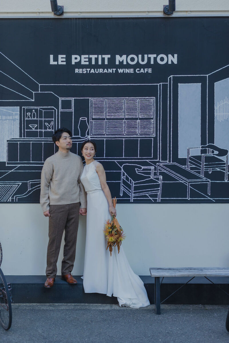 シンプルなスタイリングで