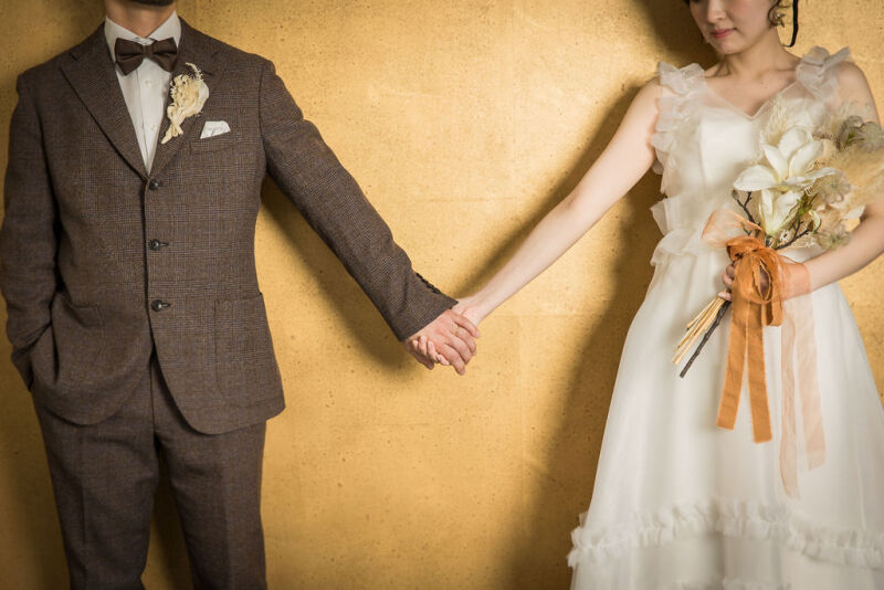 ゴールド背景で