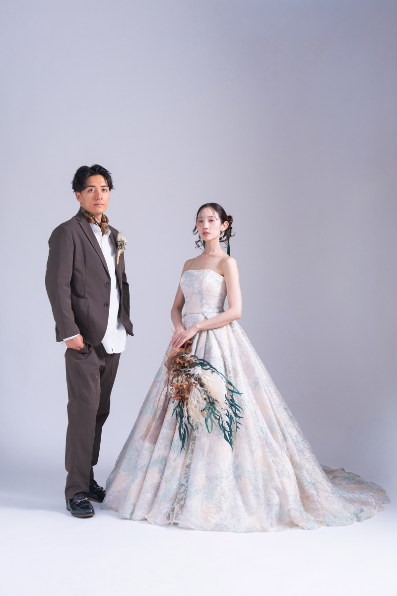 ３面背景のスタジオに移動して