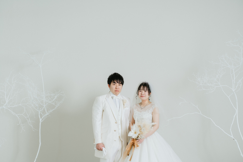 白基調のチャペルで