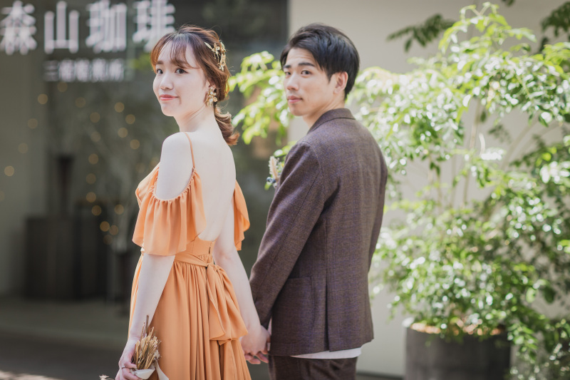 テラコッタドレスでロケ＆スタジオフォト