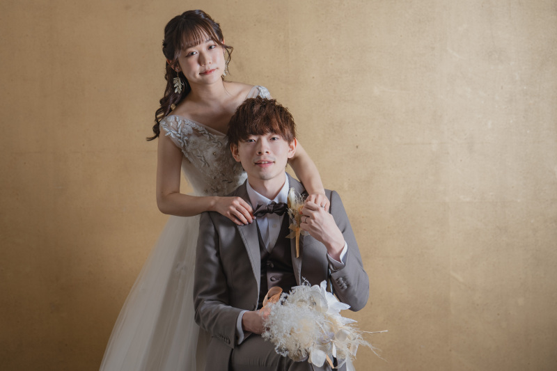 ゴールド背景で