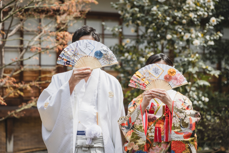 定番の扇子ショット