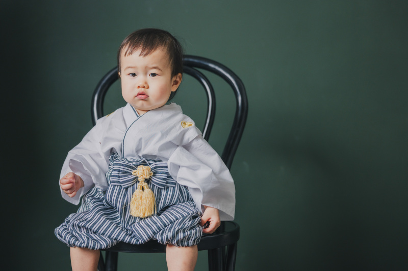 パパとお揃いの袴姿が素敵