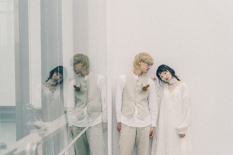 反射を利用して