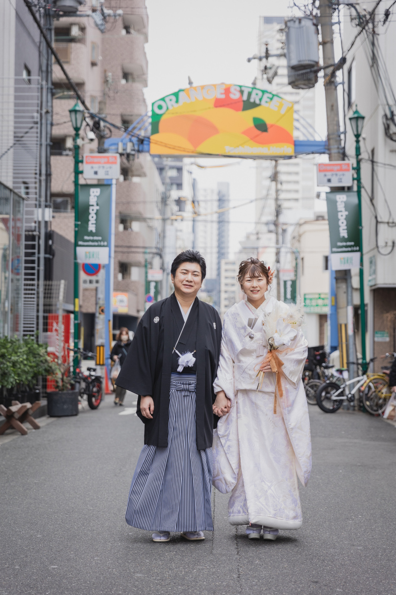 さらにスタジオを出て撮影！