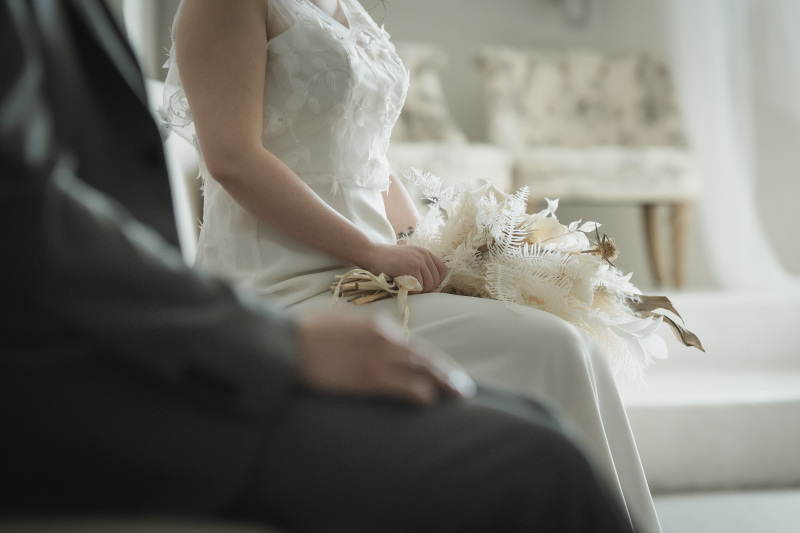ご新郎様越しの花嫁様ショット