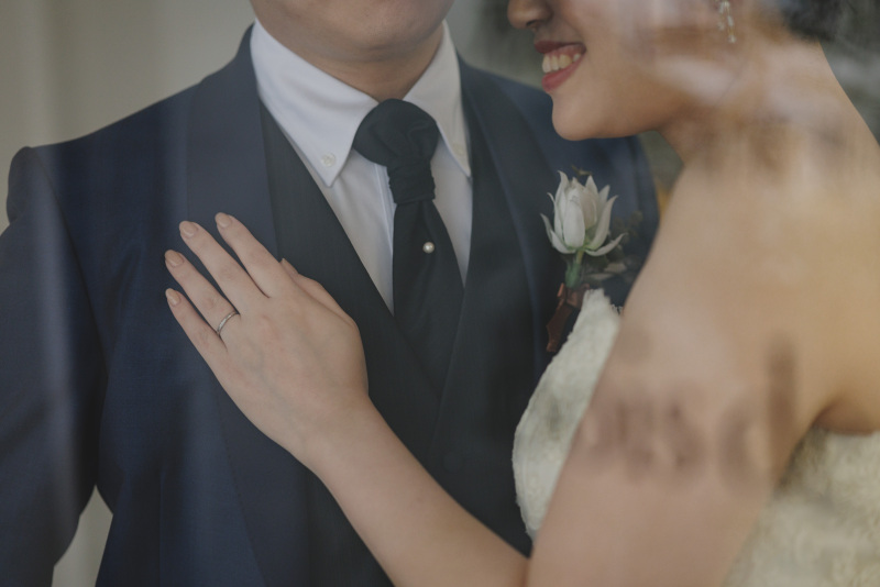 ガラス越しで…