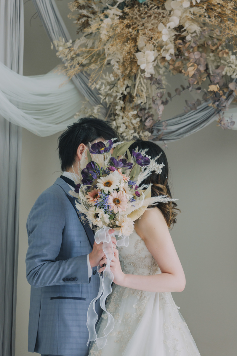 自然光溢れるホワイエで