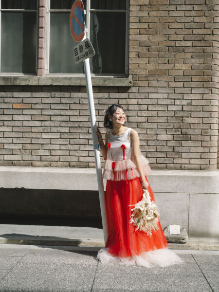 街角の日常に溶け込んで