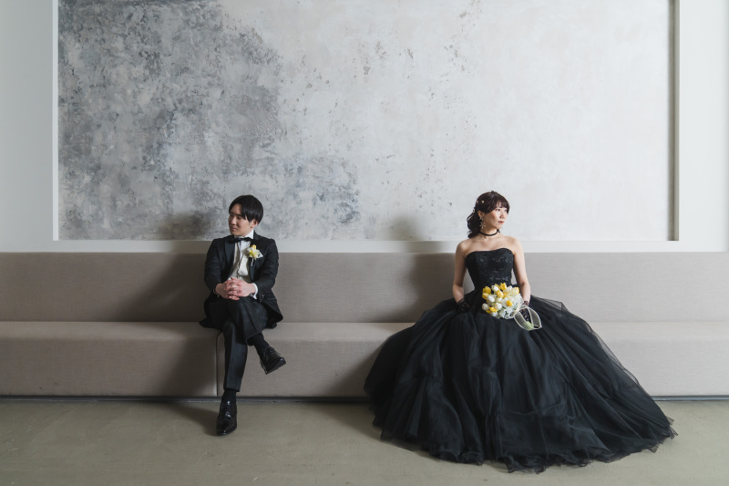 黒のドレスでおしゃれに撮影