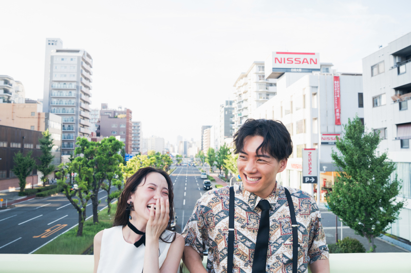 今度はおふたりのそばで