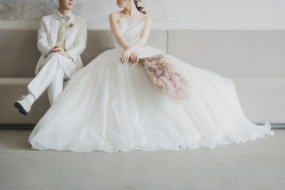 和装×カラードレス×ウェディングドレス　衣装3点フォト