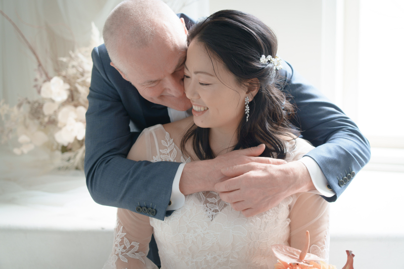 雰囲気を変えて撮れる◎スタジオ・ホワイエ・チャペル洋装撮影