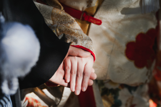 お顔が映らないショットも素敵！構図の美しさをご覧ください