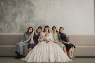 ご友人様も駆けつけて♡フォトウェディング