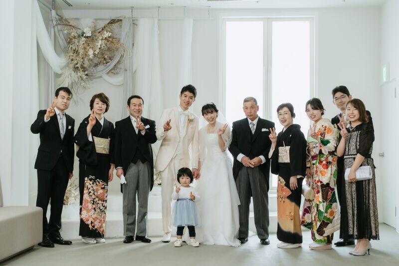 衣裳店だからこそ!列席者のお衣裳もレンタル可能◎