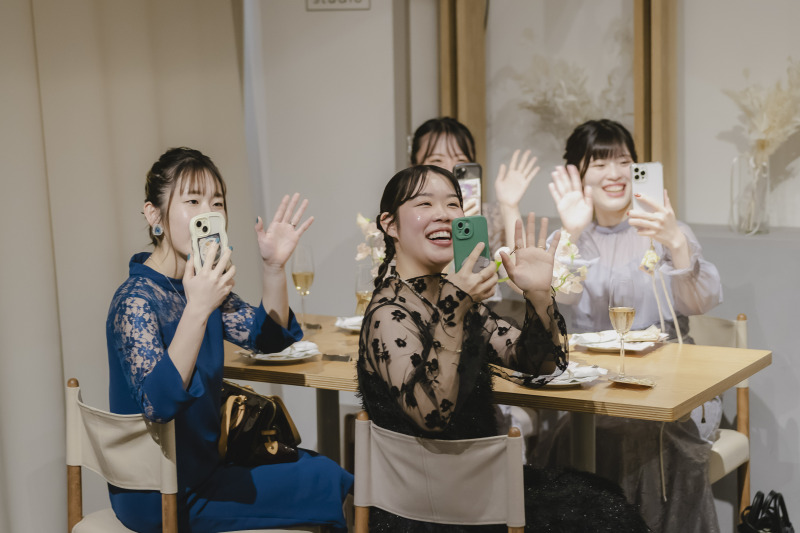 Creators'Genic_会食ができる