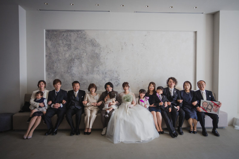 【会食フルコース6名分付き】写真と食事で過ごすフォトウェディング|スタジオフォト|ゲスト参加無料OK|和装または洋装1着|