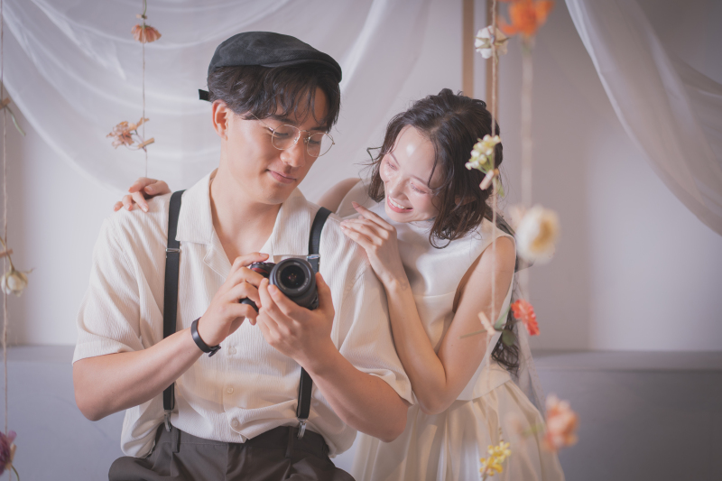 【おいしい時間を、ふたりの思い出に】カフェスイーツ付き館内撮影プラン|洋装1点|ホワイエ&カフェ撮影含む|スイーツショット