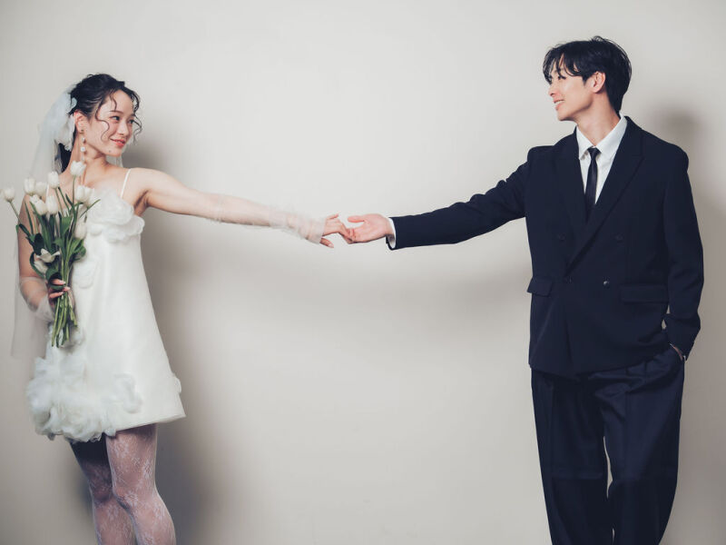 【5月末まで！5組限定50％OFF】洋装1着＋館内フォト｜143,000円&rarr;71,500円｜美容、データ、小物付き