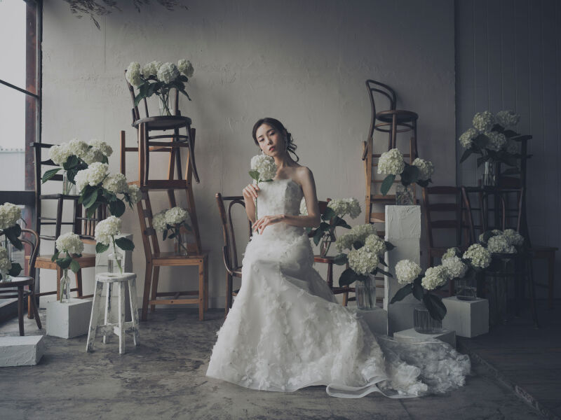 【この雰囲気が好きな方へ】ナカシマカメラマンが紡ぐシネマティックハウススタジオフォト｜洋装１点｜カメラマン指定｜