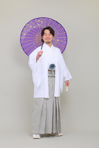 白　紋服　（羽織紐　グレー）