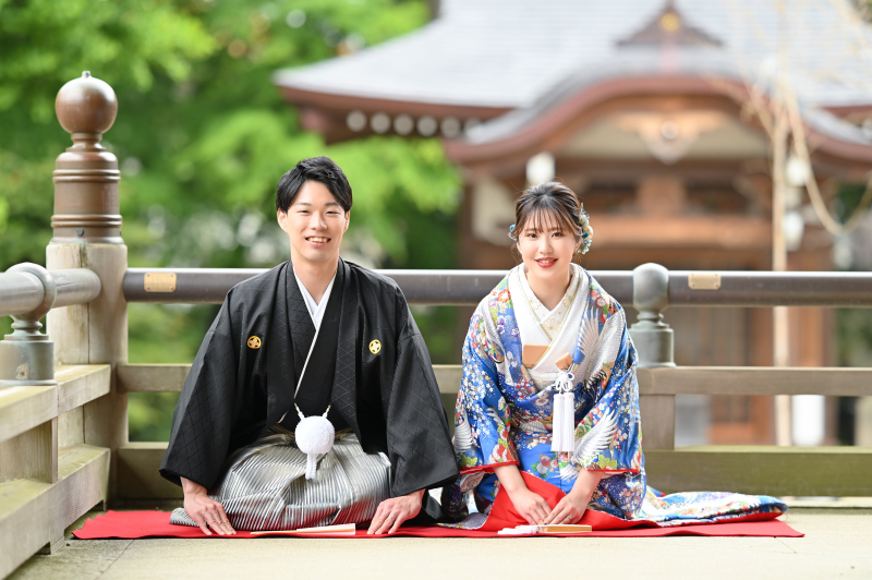 回廊で正座ショット♡