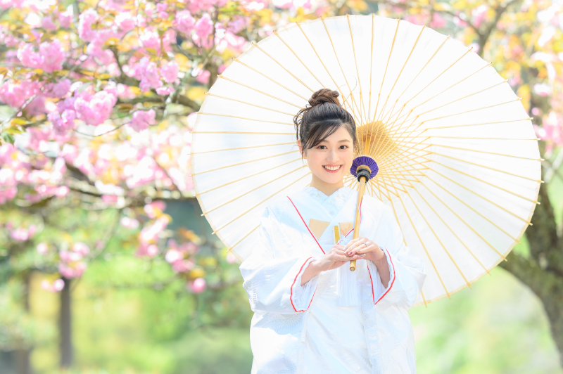 ぼたん桜と白無垢