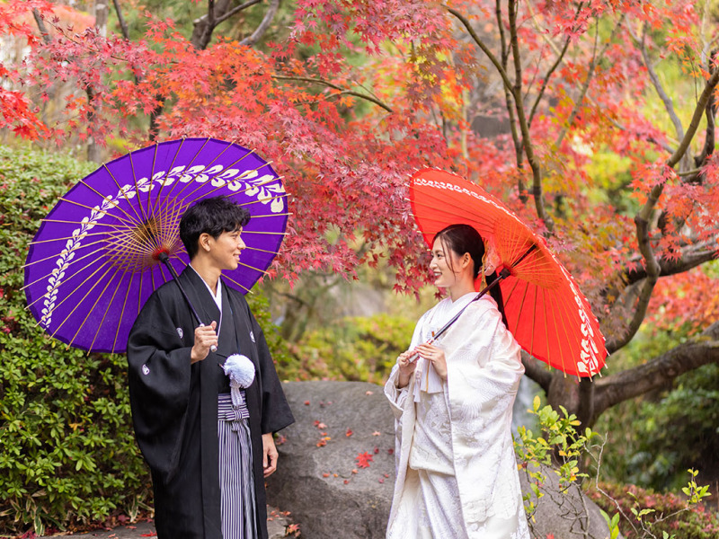 KIYOKO HATA WEDDINGS 青山_庭園で撮影できる