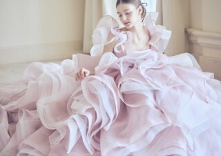オフィシャルショップだけの限定ドレスコレクション