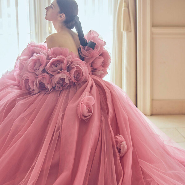 KIYOKO HATA WEDDINGS 青山_カラードレスが豊富