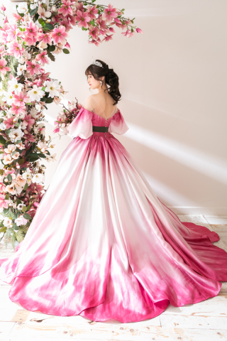 KIYOKO HATA WEDDINGS 青山_スタジオ（洋装）