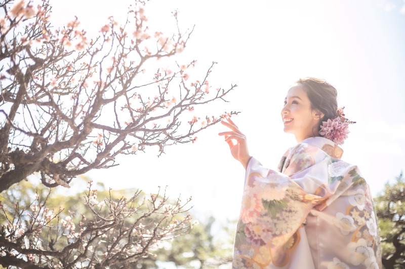KIYOKO HATA WEDDINGS 青山_庭園で撮影できる