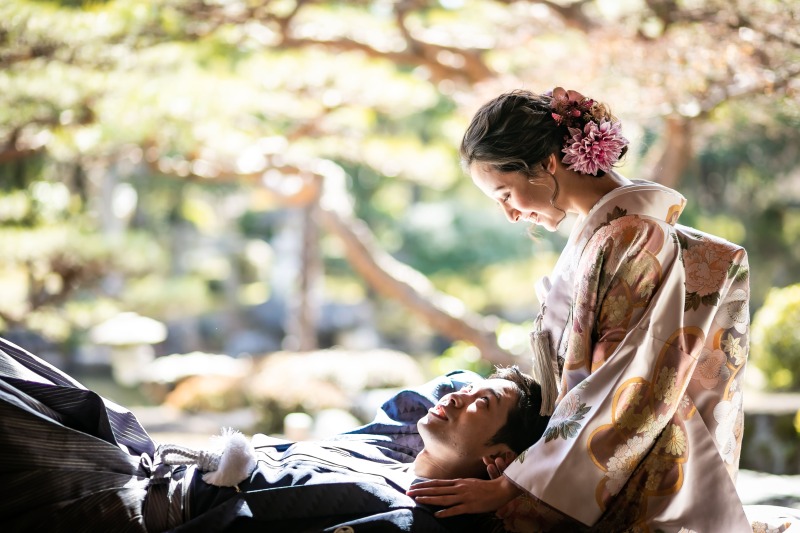 KIYOKO HATA WEDDINGS 青山_庭園で撮影できる