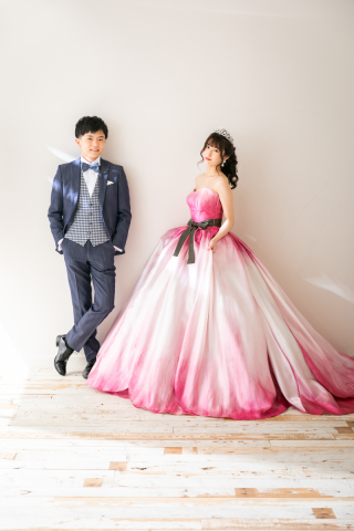 KIYOKO HATA WEDDINGS 青山_スタジオ（洋装）