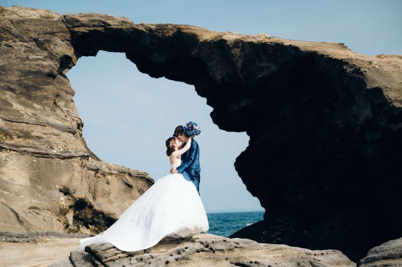 城ヶ島といえば、この迫力ある岩場ショット