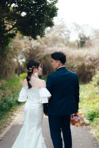 ご新婦様のヘアメイクはもちろん！ご新郎様ヘアメイクもお任せください！