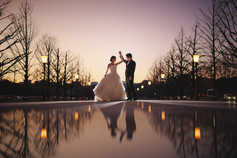 【東京駅・丸の内 DAY＆ NIGHT Photo撮影Plan】衣装レンタル込み・撮影全データ３週間納品・スマホ動画撮影