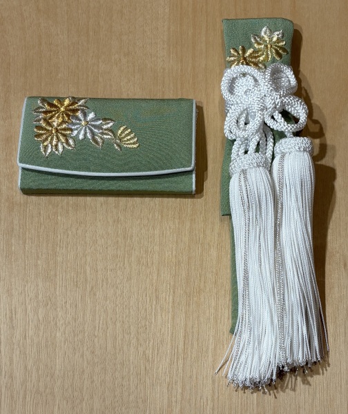 懐剣・筥迫「グリーン小菊」