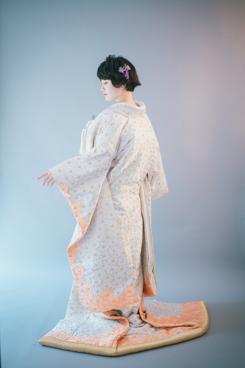 色打掛「ガーベラ花尽くし」花言葉は希望