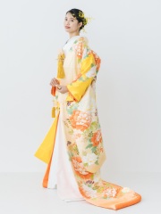 色打掛「富貴南天文」幸福感と透明感あふれる軽やかな一着