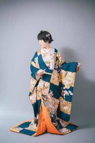 色打掛「紺市松」市松模様がユニークな打掛