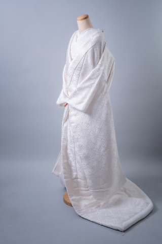 ★プラン内★白無垢「八つ藤」総柄の唐織に柔らかい藤の柄