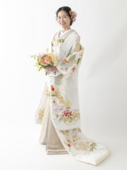 色打掛「若松に花車文」白地に手刺繍の吉祥文様