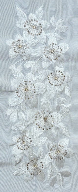 刺繡衿「さくら　白金」