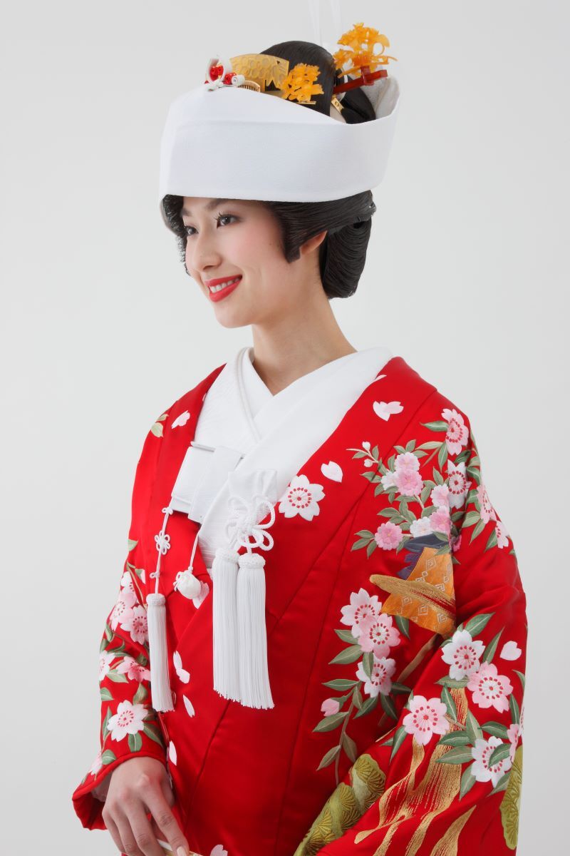 オリジナル色打掛「総刺繍 上賀茂神社文様」
