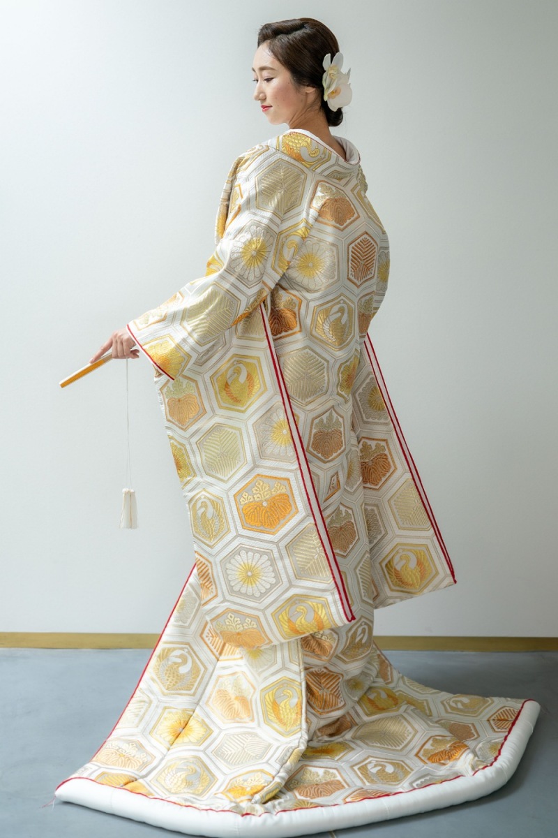 色打掛「亀甲」上品かつ格式高い亀甲文様
