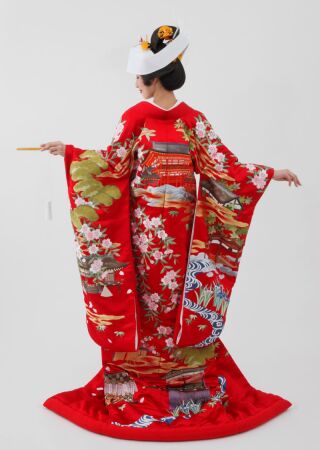 オリジナル色打掛「総刺繍 上賀茂神社文様」